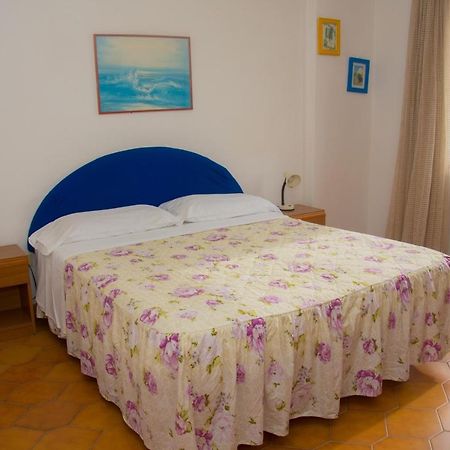 Pensione Mena Forio  Bagian luar foto